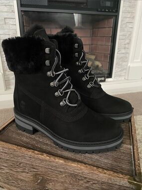 NEW! Timberland Black Faux-Fur Collar Women's Winter Lace-Up Boots